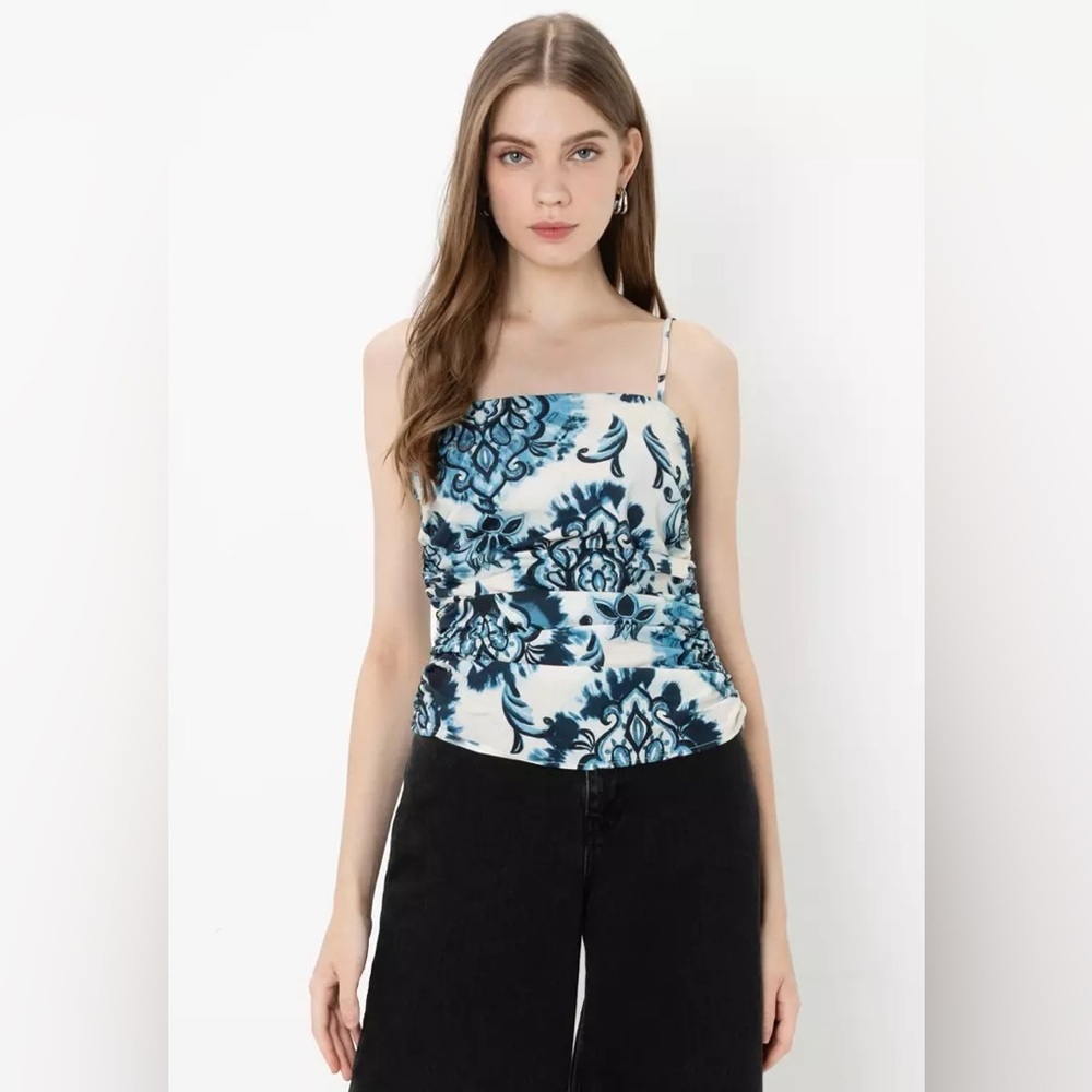 Zara Floral Blue And White Gathered Ruched Top Size Xs